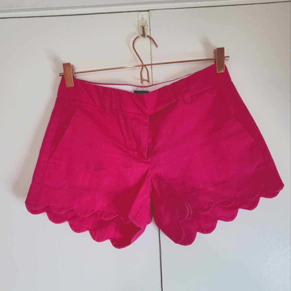 Women's Pink Scalloped Shorts